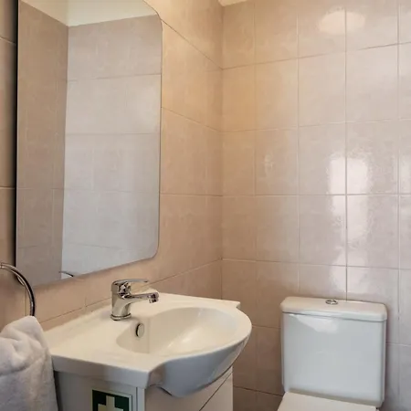 Casa Imaculado Coracao Retreat With Private Garden 펜션