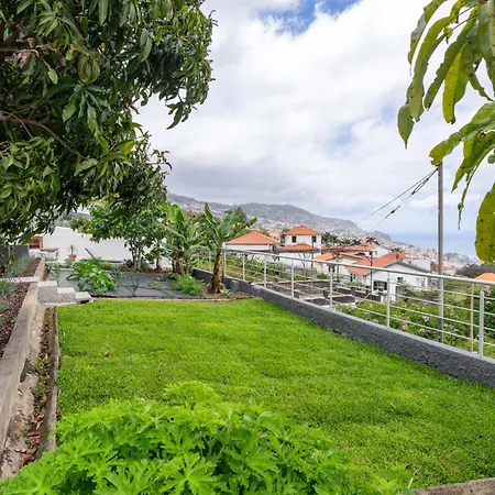 Casa Imaculado Coracao Retreat With Private Garden 度假居 *
