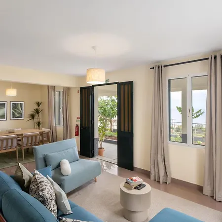 Casa Imaculado Coracao By An Island *